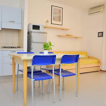 Elegant And Bright Near The Апартаменти Бібіоне